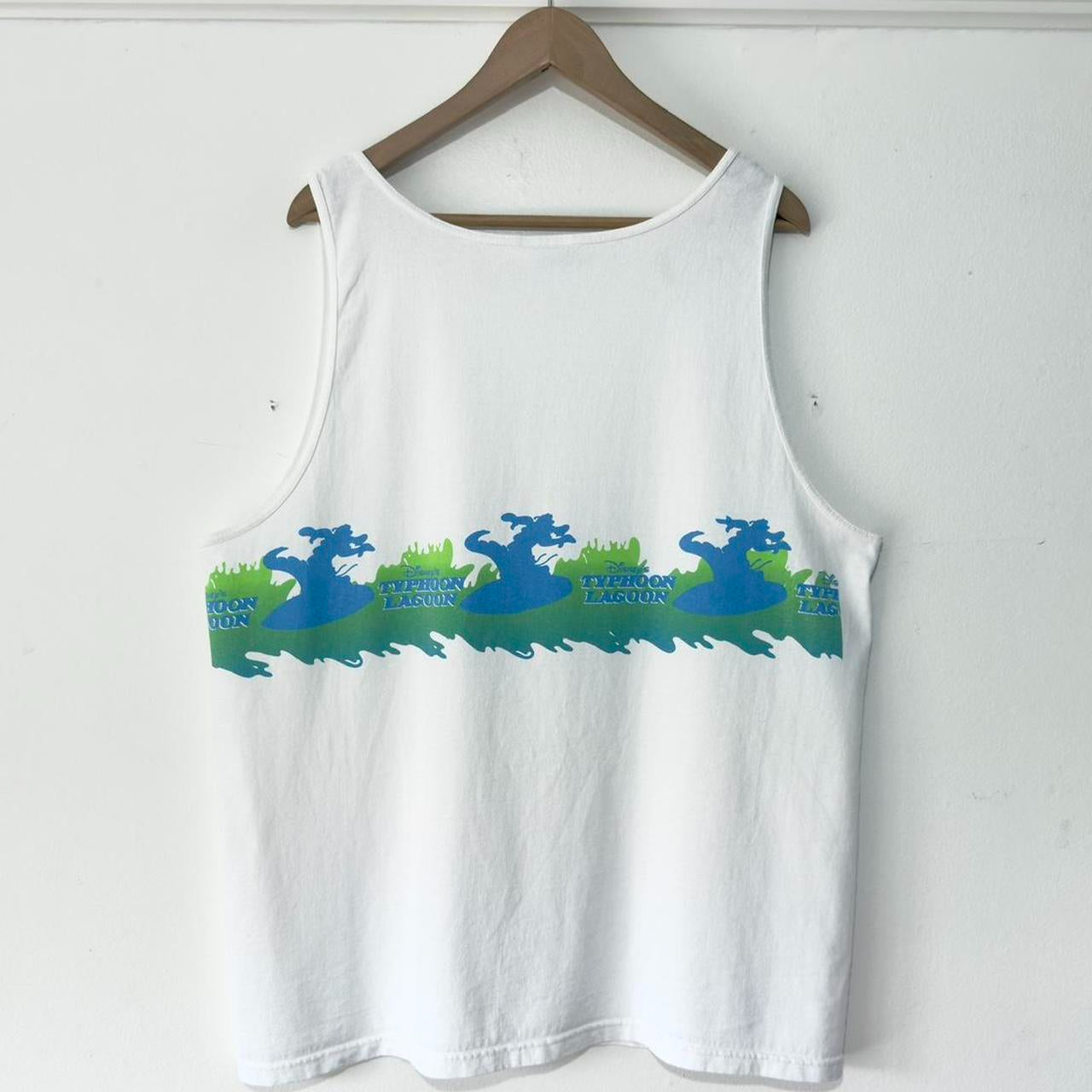 Vintage Disney's Typhoon Lagoon Vest Tank Top (L)