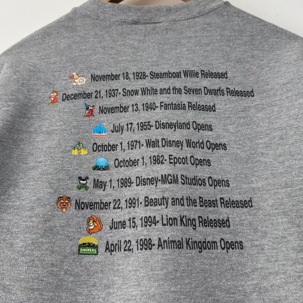 Vintage Disney World 100 Years of Magic 2001 Sweatshirt (S)