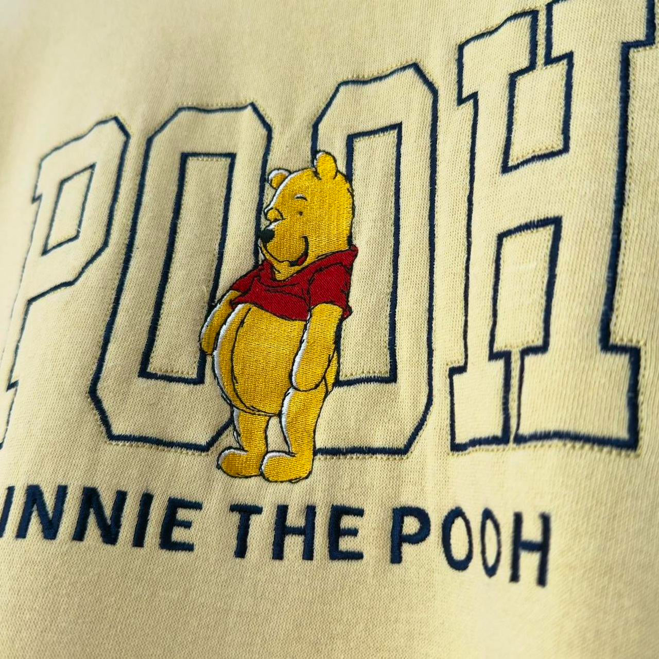 Vintage Winnie the Pooh Spell Out 90s Sweatshirt (S)