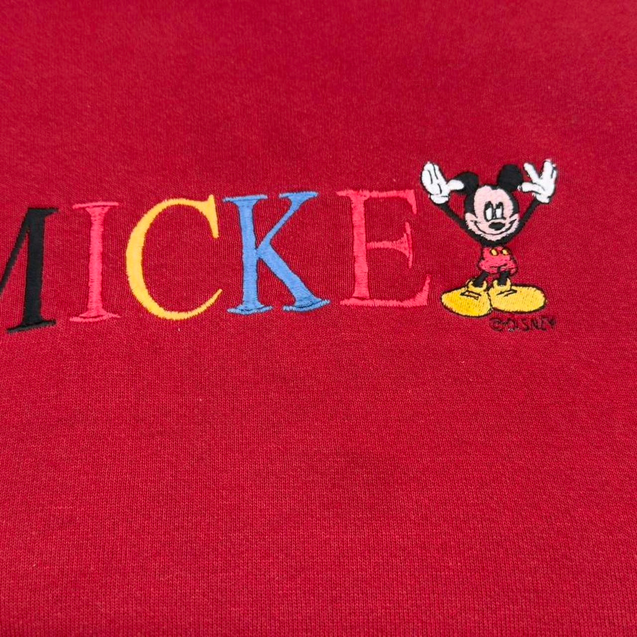Vintage Mickey Embroidered 90s Sweatshirt (M)