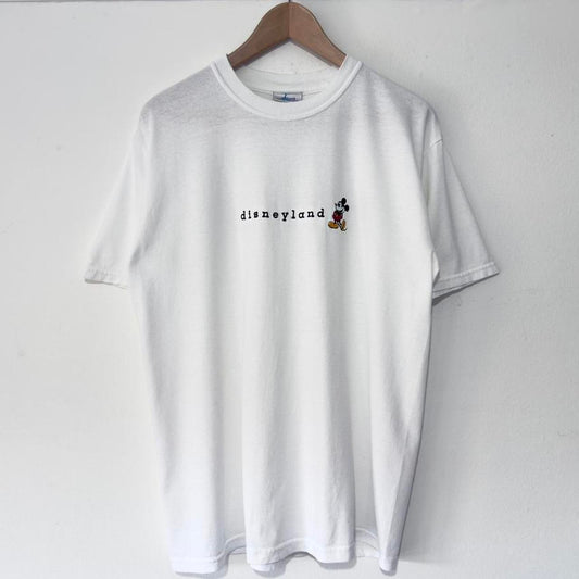 Vintage Disneyland Embroidered 00s T Shirt (M)
