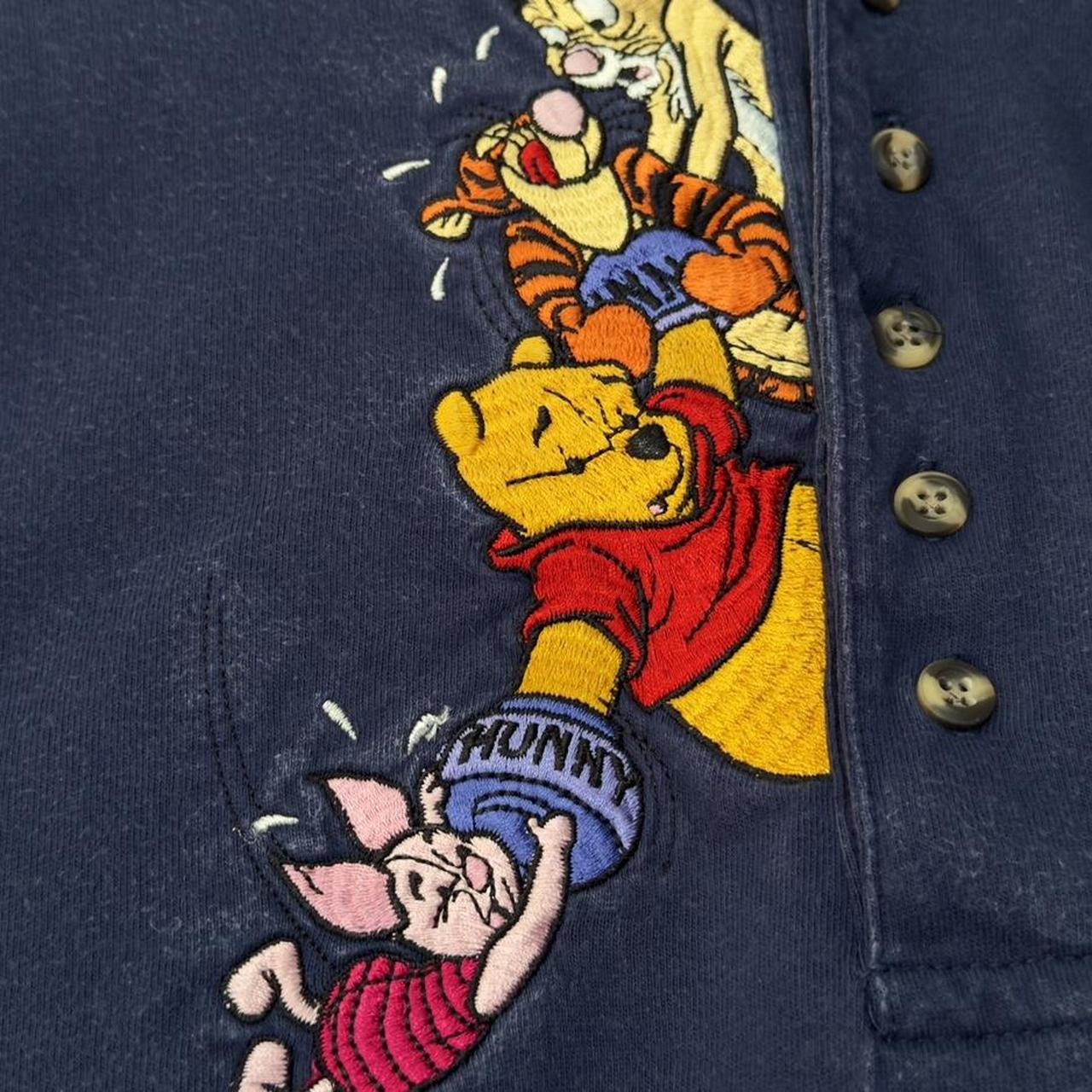 Vintage Pooh and Friends Embroidered 90s Henley Shirt (M)