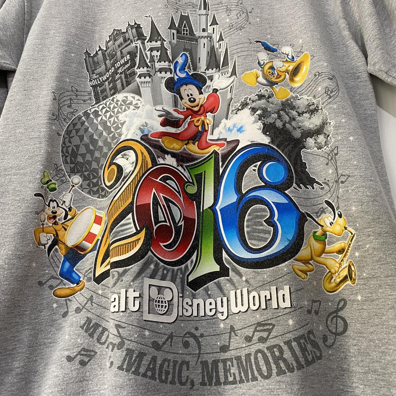 Walt Disney World 2016 T Shirt (S)