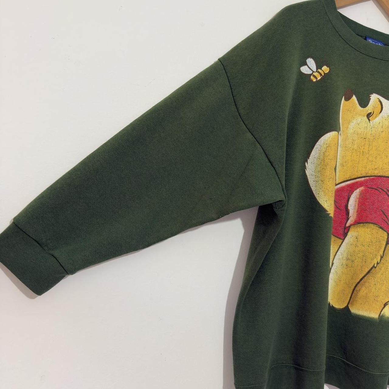 Vintage Winnie the Pooh & Bee 90s Sweatshirt (XL)