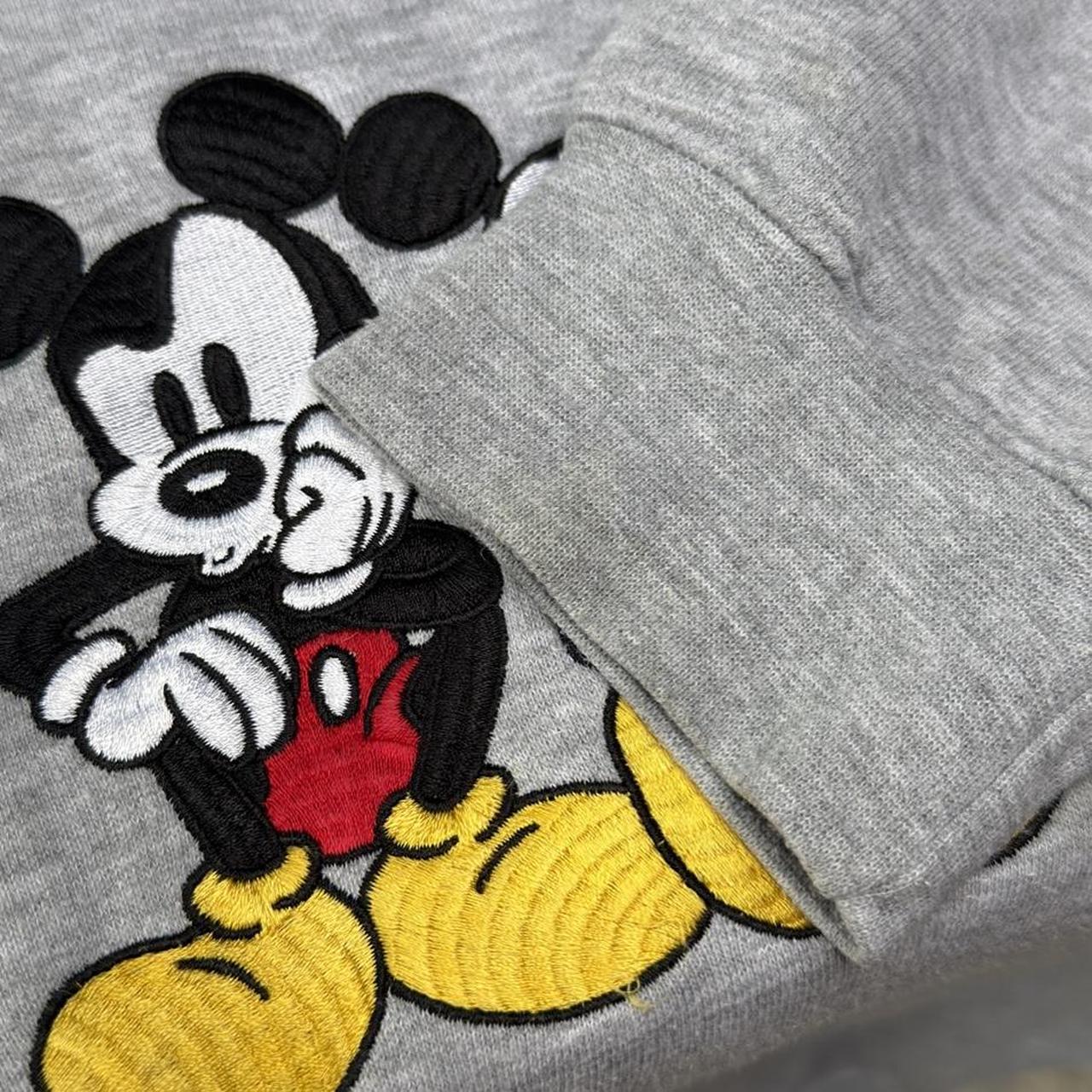 Vintage Mickey Mouse Embroidered Sweatshirt (XXL)