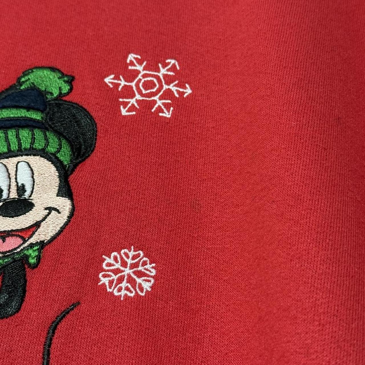 Mickey Mouse Winter Snowflakes 00s Sweatshirt (XL)