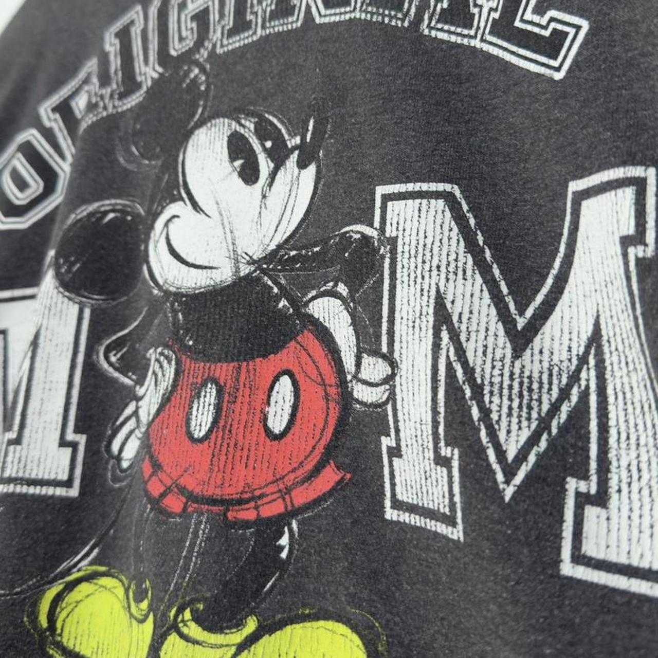 2014 Mickey Mouse T Shirt (L)