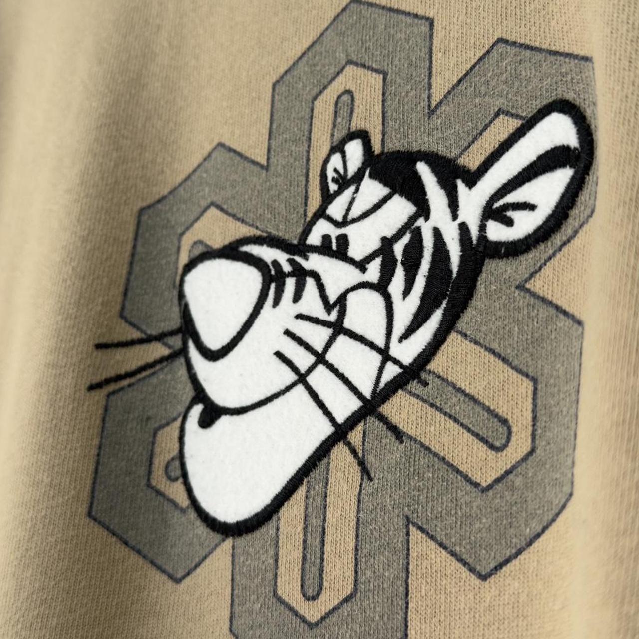 Vintage Tigger 00s Long Sleeve (L/XL)