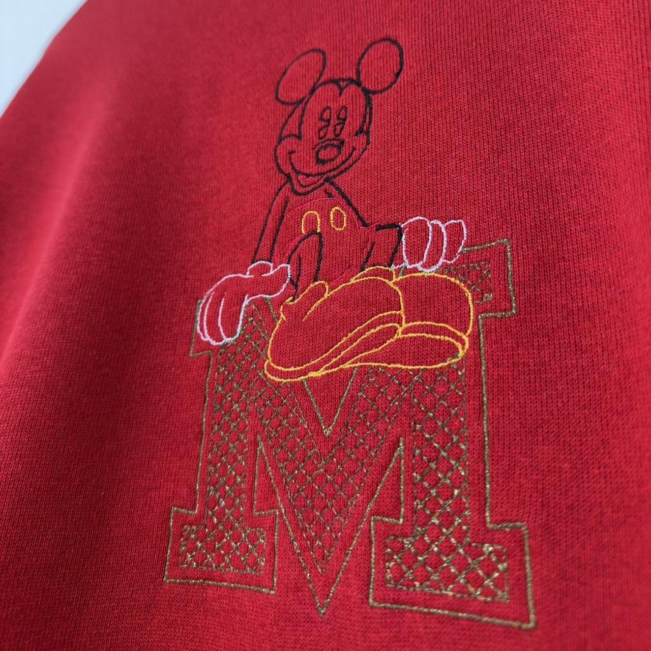 Vintage Mickey Mouse 90s Sweatshirt (XL)