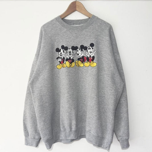Vintage Mickey Mouse Embroidered Sweatshirt (XXL)