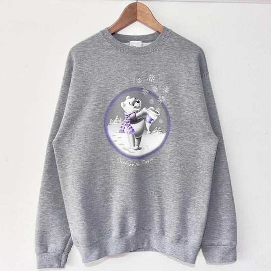 Vintage Pooh Capture the Magic 00s Sweatshirt (M)