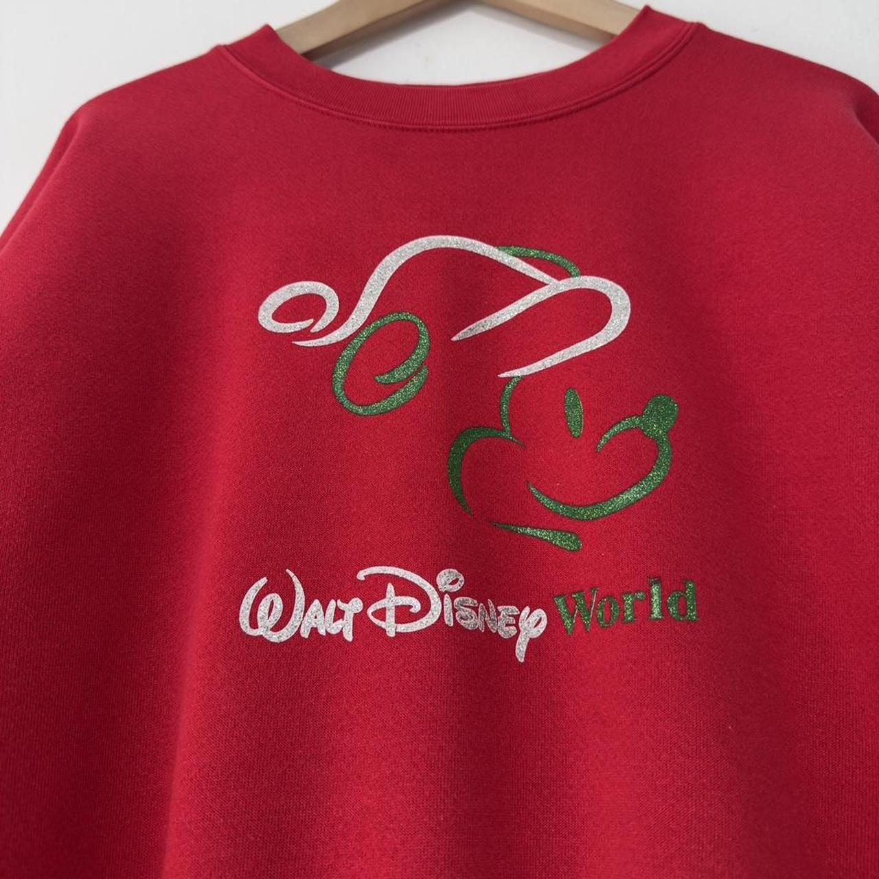 Vintage Walt Disney World Santa Mickey 00s Sweatshirt (XL)