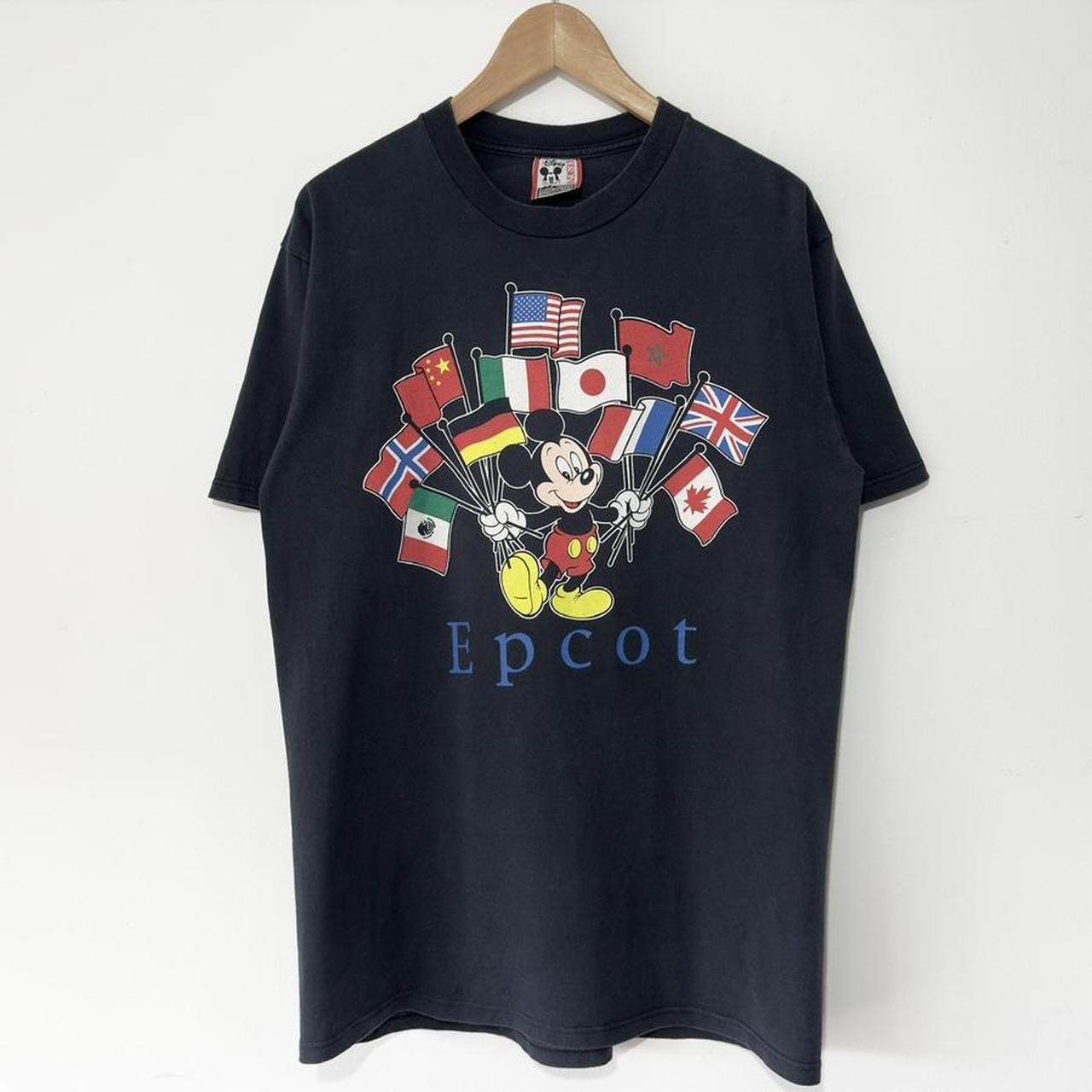 Vintage Mickey Epcot Flags 90s T Shirt (M/L)