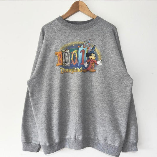 Vintage Disneyland 2001 Sweatshirt (XL)