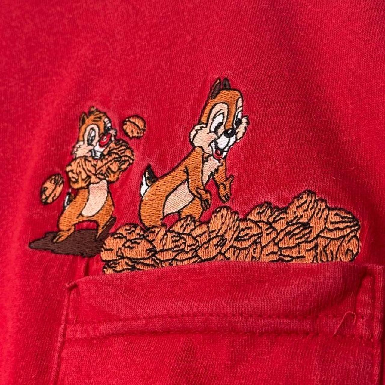 Vintage 90s Disney Chip & Dale Embroidered Red Pocket T Shirt (L/XL)
