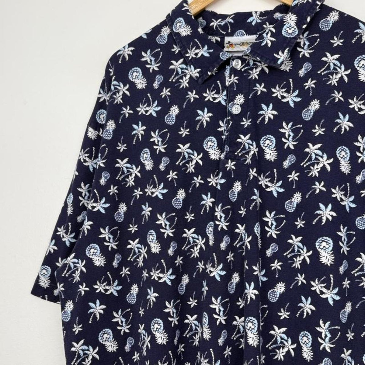 Vintage 00s Walt Disney World Mickey Pineapple Navy Polo Shirt (XL)