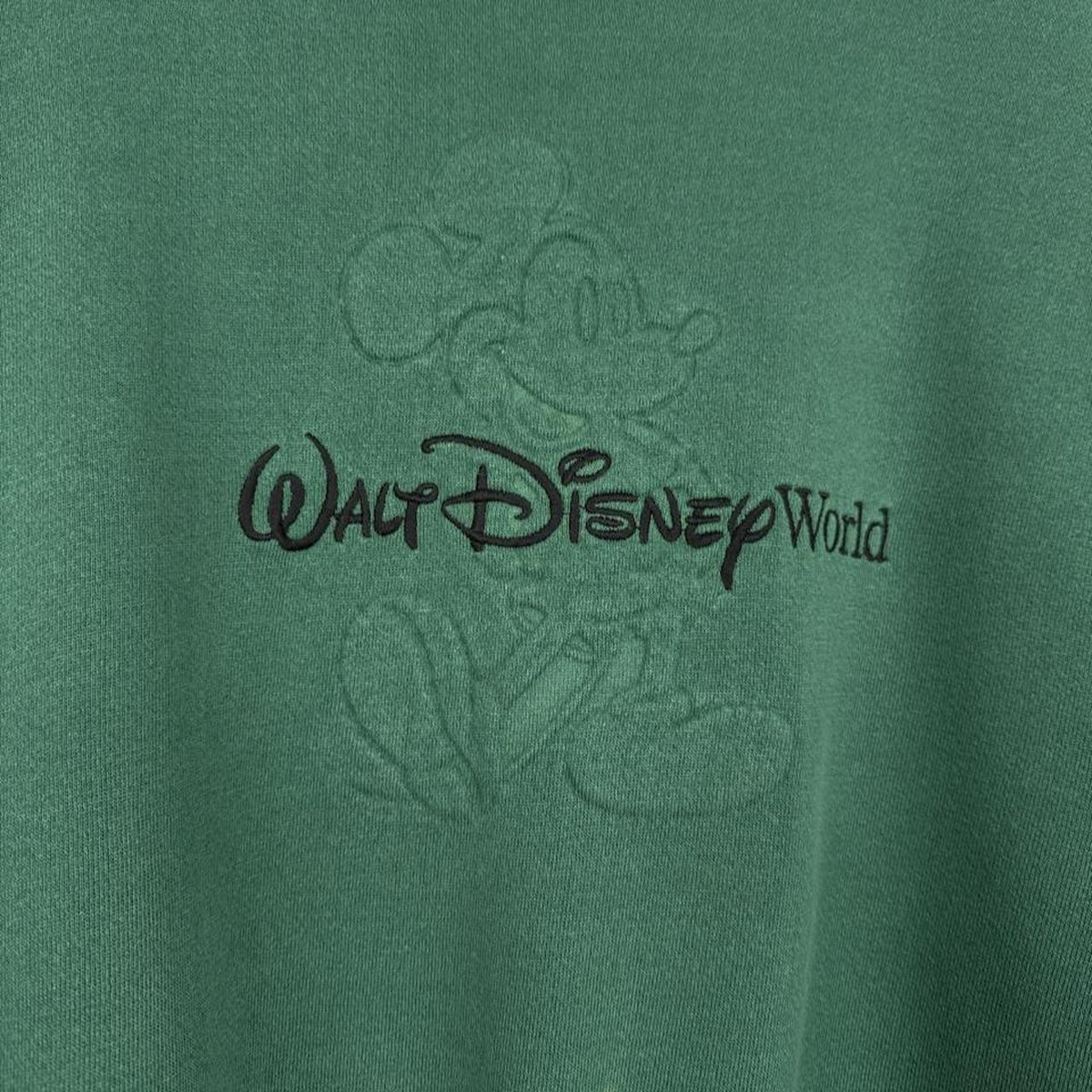 Vintage 00s Walt DIsney World Embossed Green Sweatshirt (L)