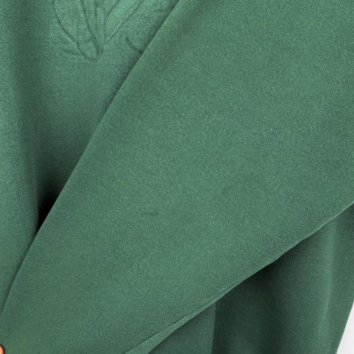 Vintage 00s Walt DIsney World Embossed Green Sweatshirt (L)