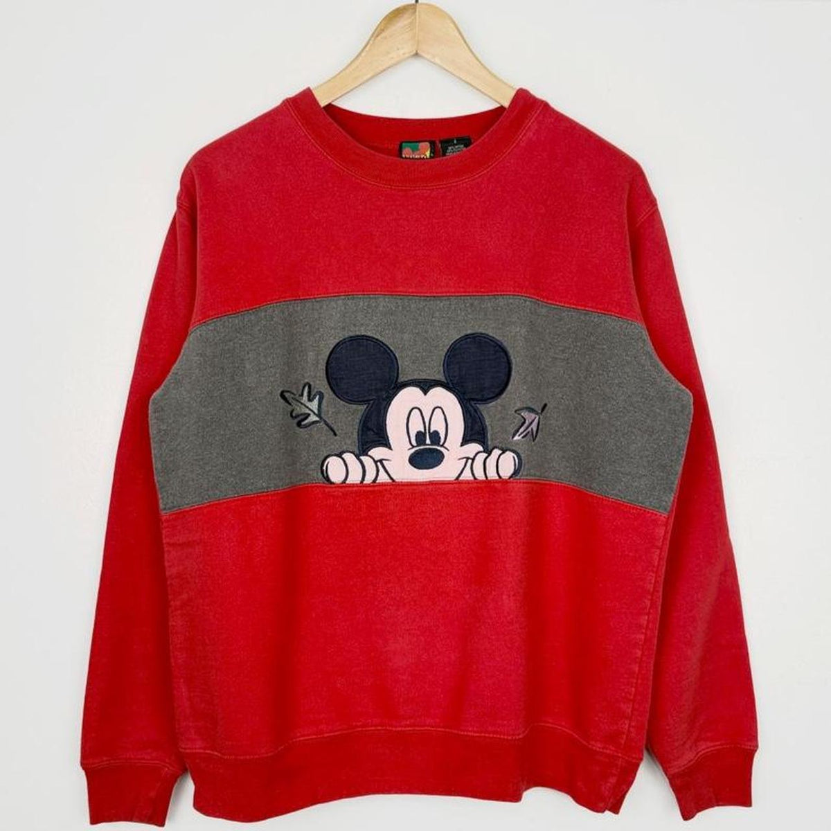 Vintage 00s Mickey Peek Leaves Red Sweatshirt (S)