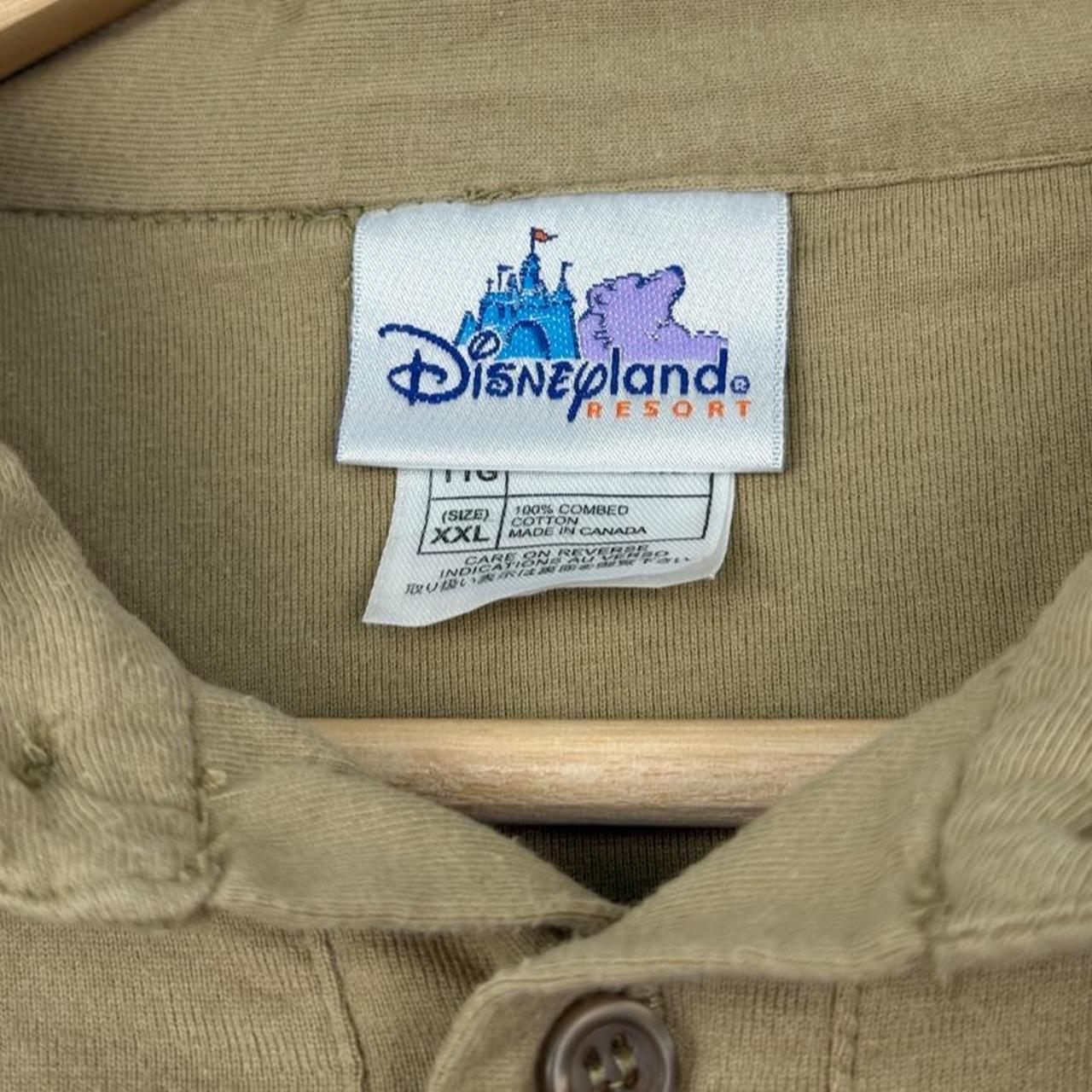Vintage 00s Disneyland Mickey Mouse Surfing Khaki Polo Shirt (XL/XXL)