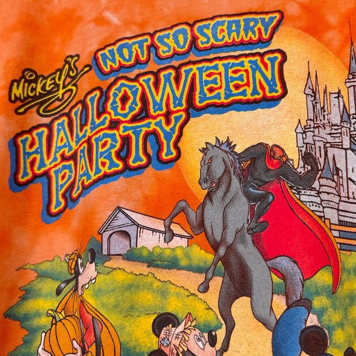 Vintage 2005 Magic Kingdom Halloween Party Orange T Shirt (M)