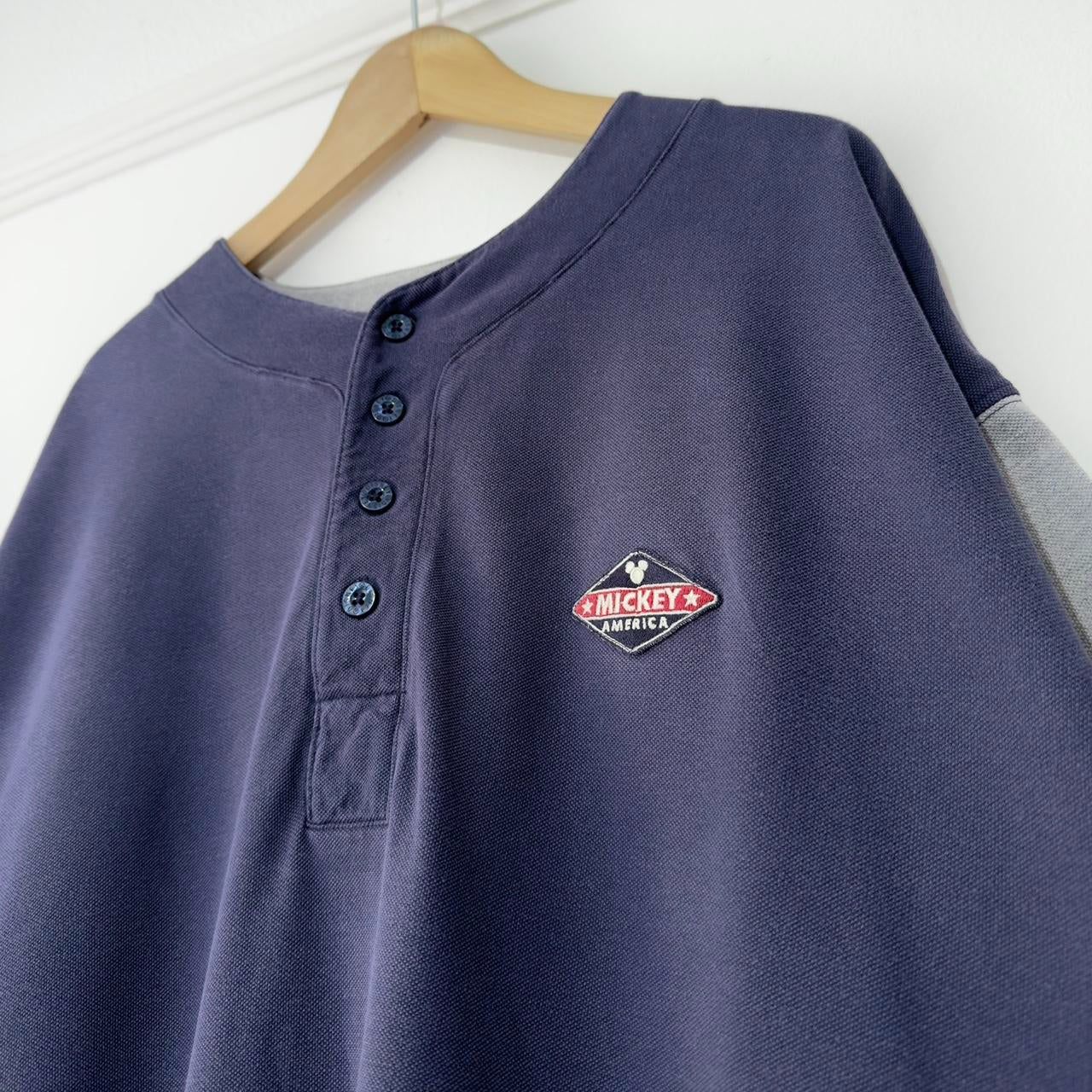 Vintage Disneyland Mickey America 00s T Shirt (XXL)