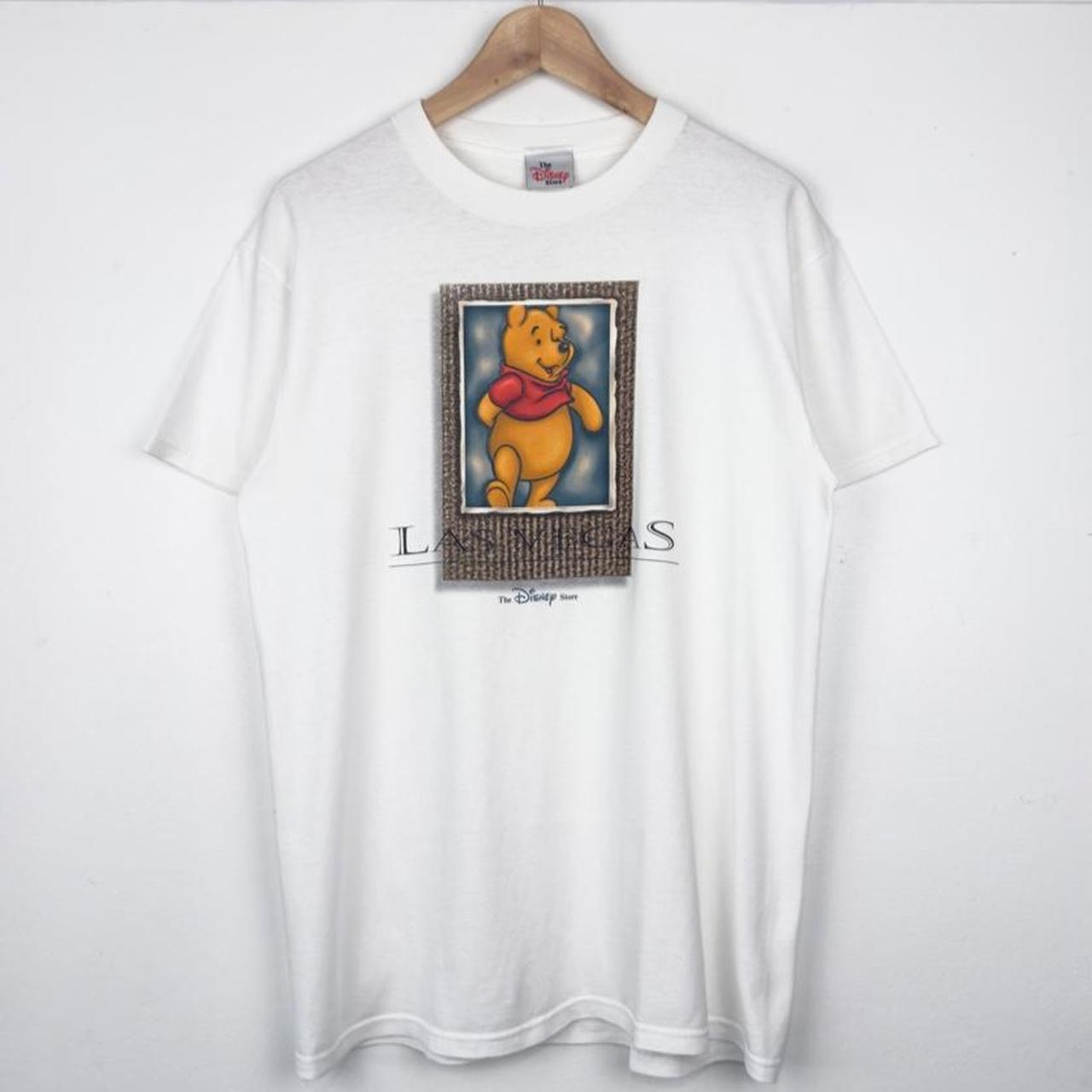 Vintage 00s Winnie the Pooh Las Vegas Disney Store White T Shirt (M)