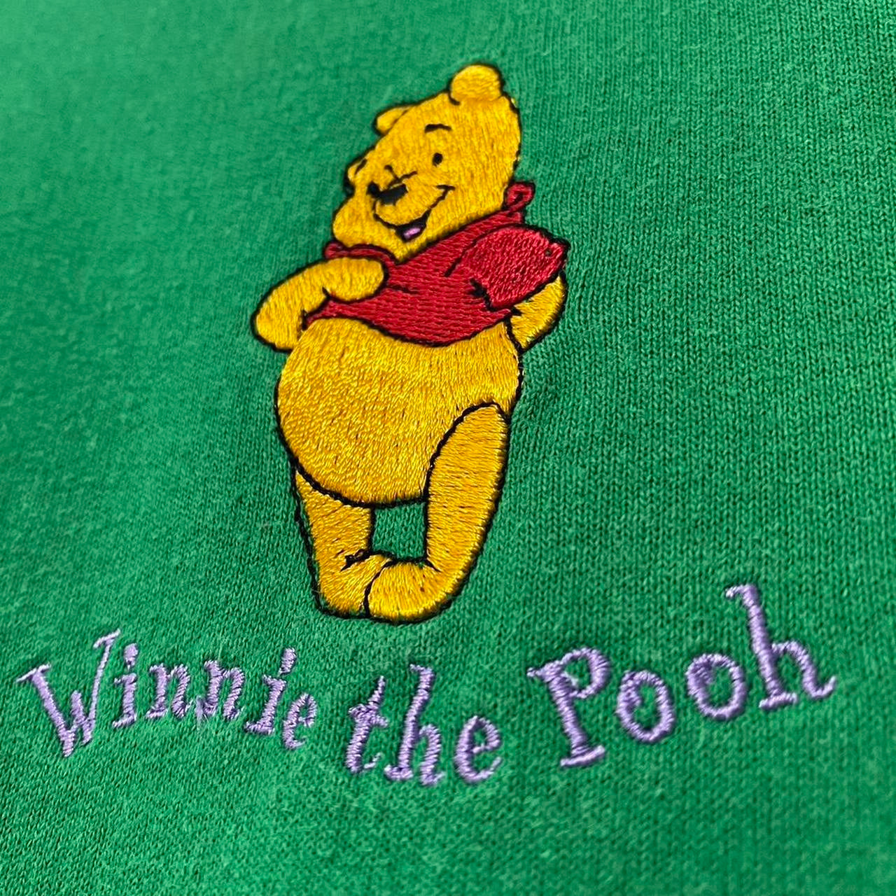 Vintage Winnie the Pooh 90s Sweatshirt (L)