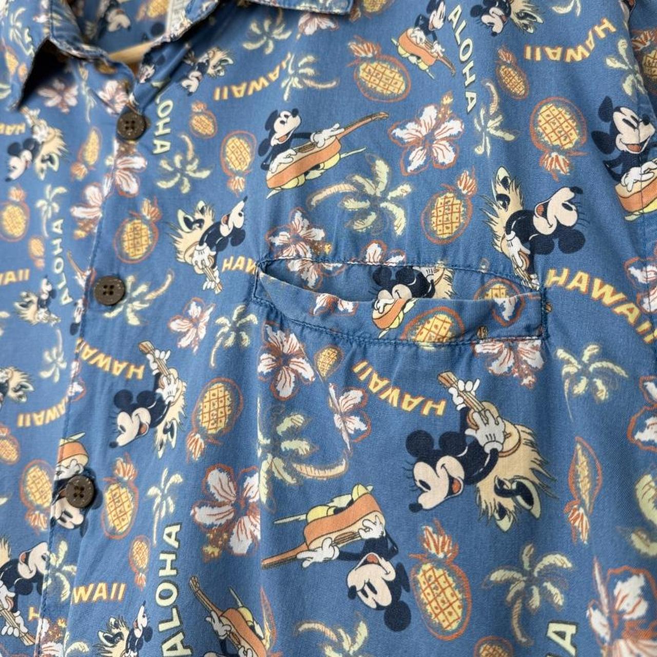 Disney Mickey Mouse Blue Hawaiian Shirt (XL)