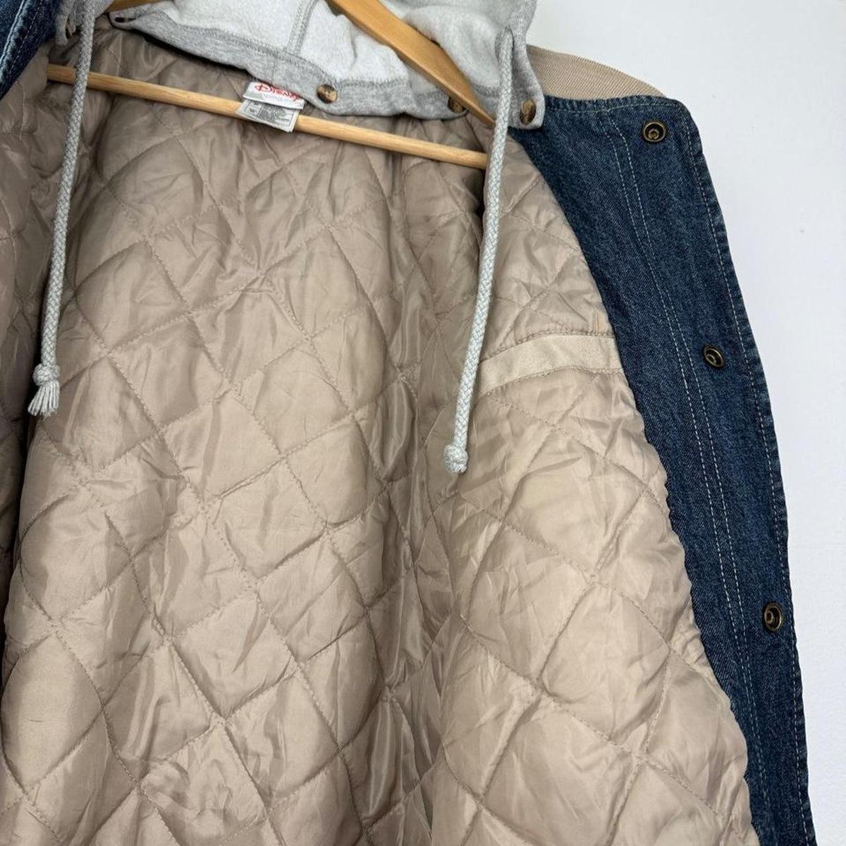 Vintage 00s Eeyore Embroidered Disney Store Jacket (M)