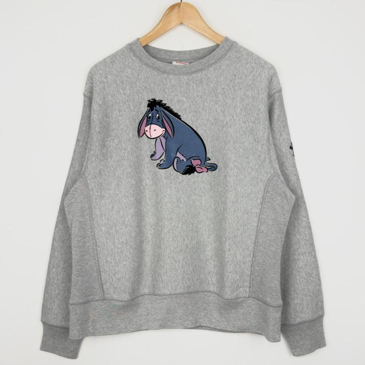 Vintage 00s Eeyore Disney Store Grey Sweatshirt (M)