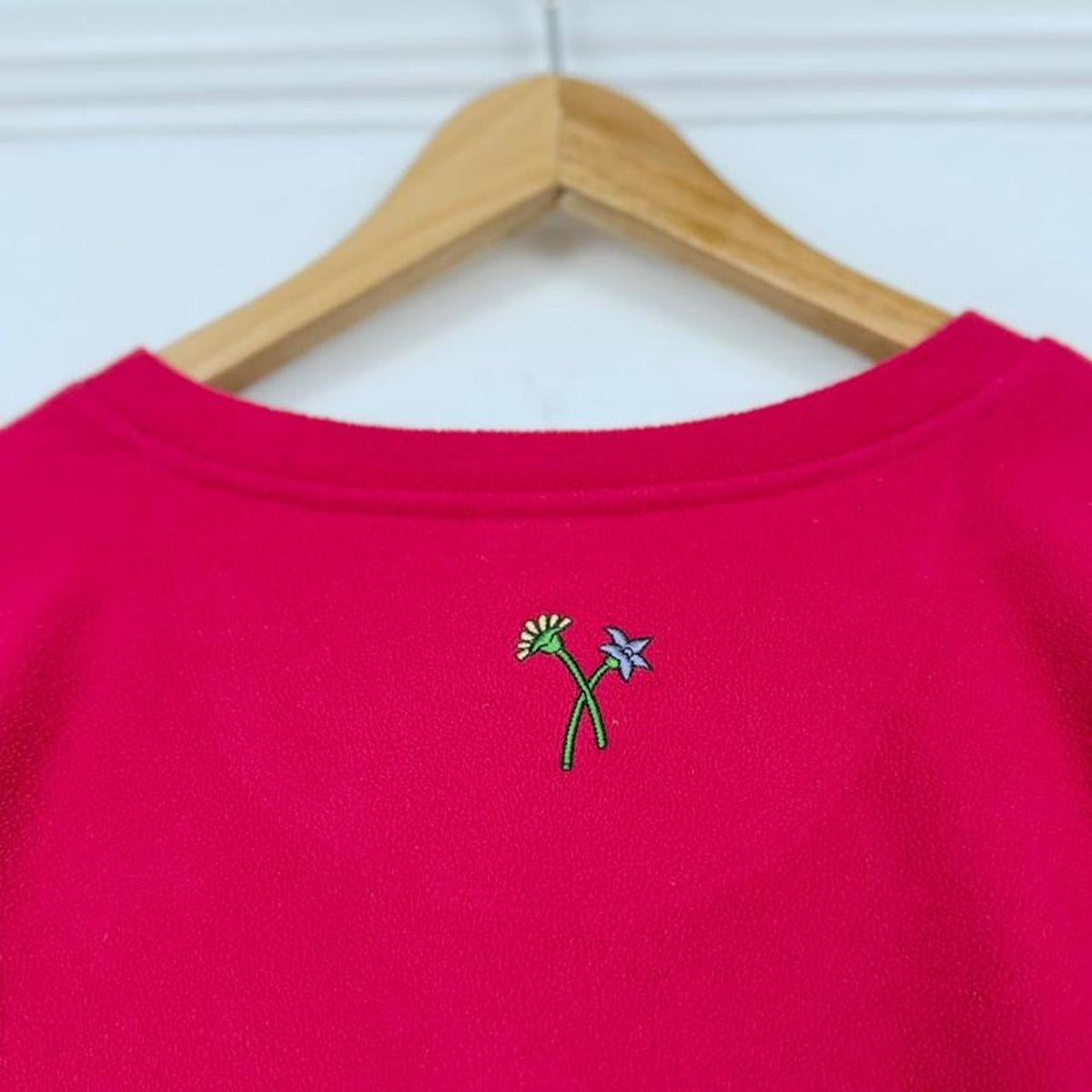 Vintage 00s Winnie the Pooh & Friends Embroidered Pink Fleece Sweatshirt (XXL)