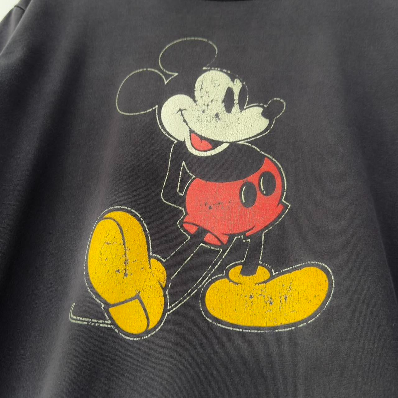 Vintage Mickey Mouse Classic 90s T Shirt (M)