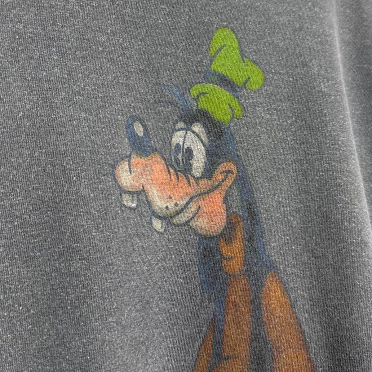 Vintage 00s Goofy Disneyland Faded Grey T Shirt (XL)