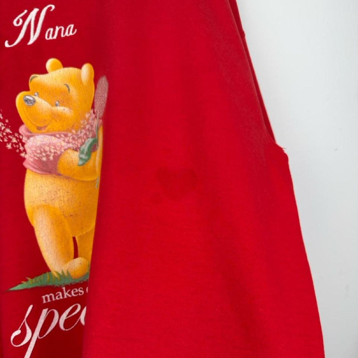 Vintage 00s Winnie the Pooh Nana Distressed Red Sweatshirt (L)