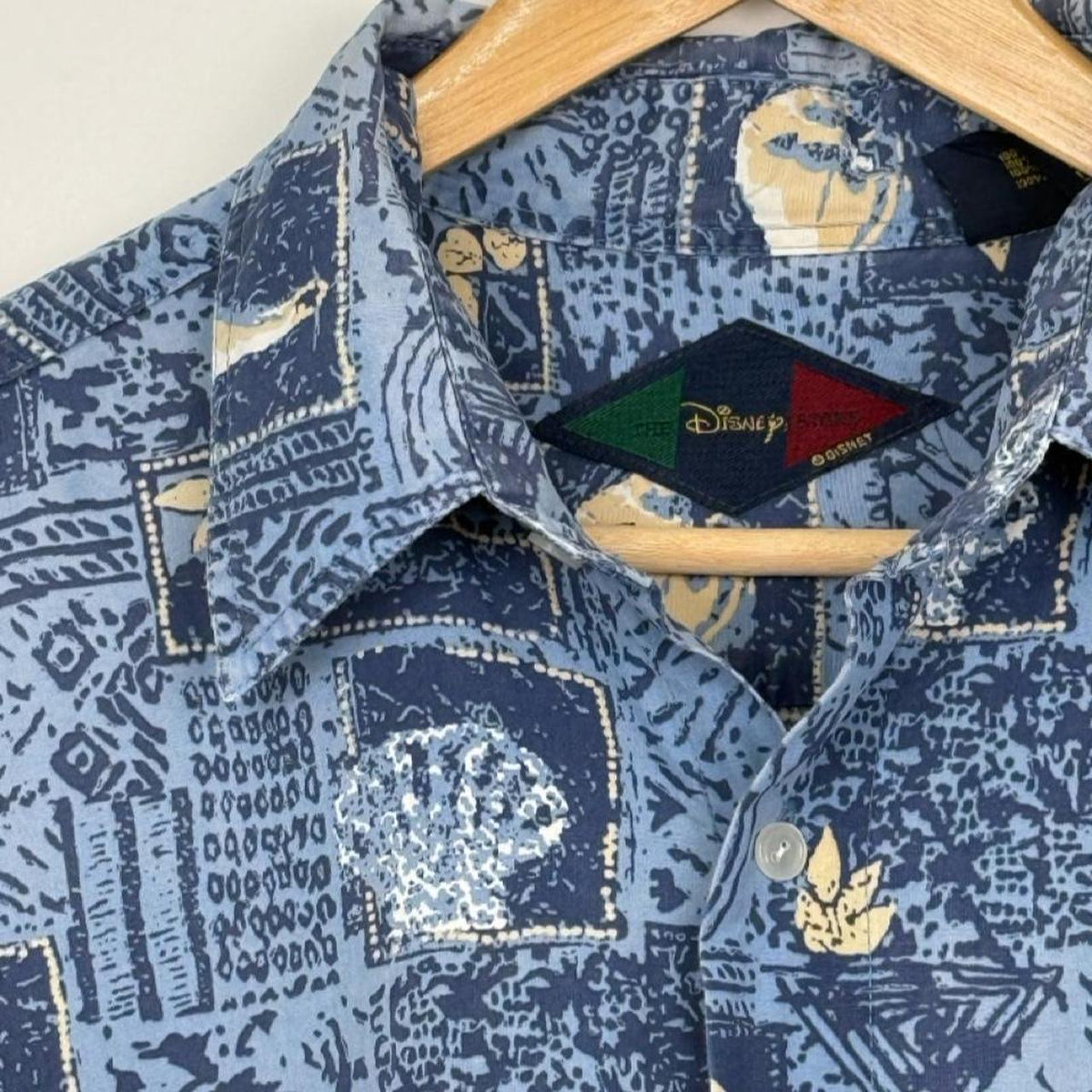 Vintage 90s Mickey Mouse Seashells Blue Button Up Shirt (L)