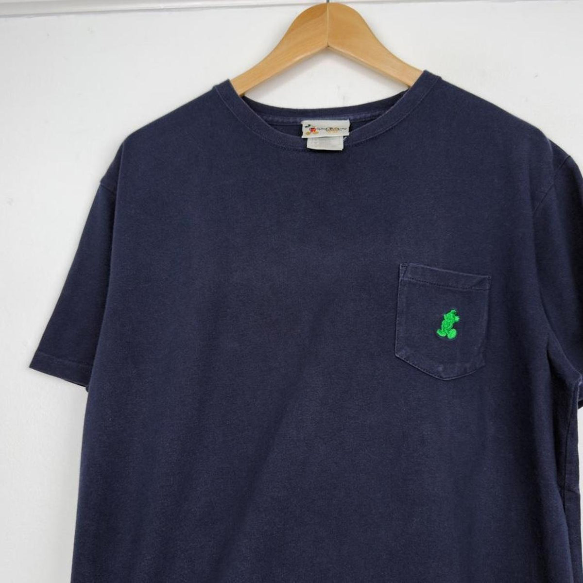 Vintage 00s Walt Disney World Mickey Emblem Navy Pocket T Shirt (M)