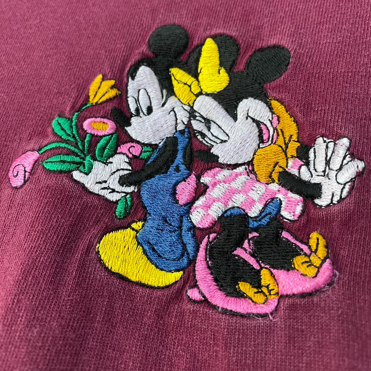 Vintage Mickey & Minnie Flowers 90s Long Sleeve (M)