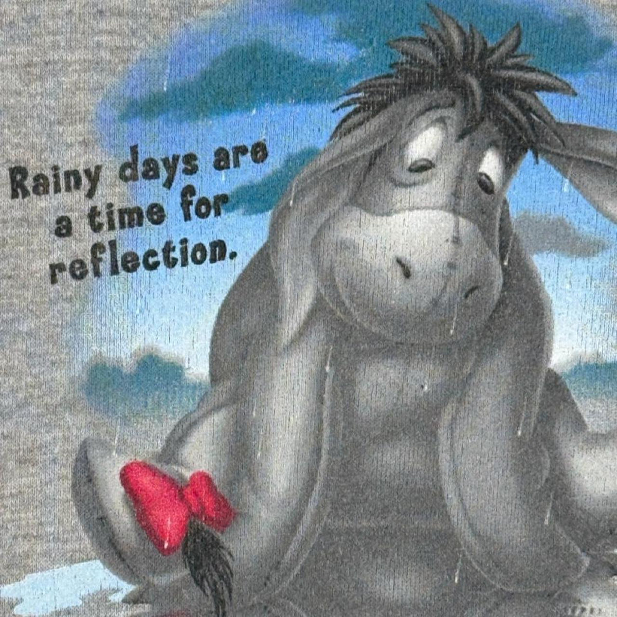Vintage 00s Disney Eeyore Rainy Grey Sweatshirt (M)