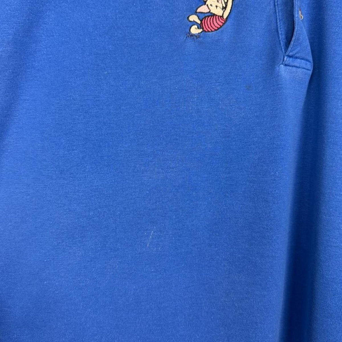 Vintage 90s Pooh & Friends Embroidered Henley Blue T Shirt (L)