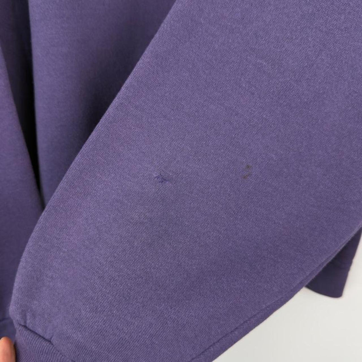 Vintage 00s Disney Store Eeyore Purple Sweatshirt (L)