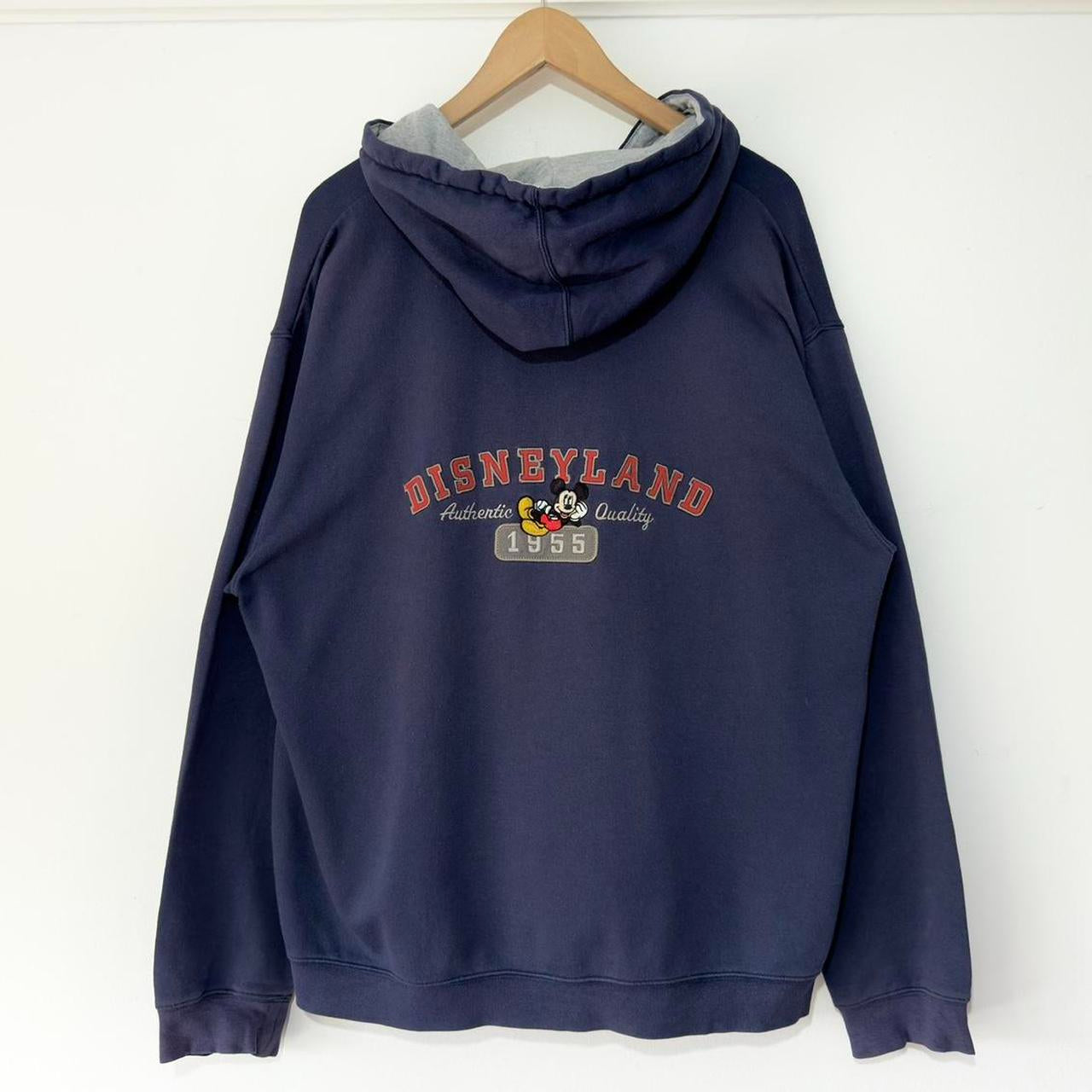 Disneyland Embroidered 00s Hoodie (L)