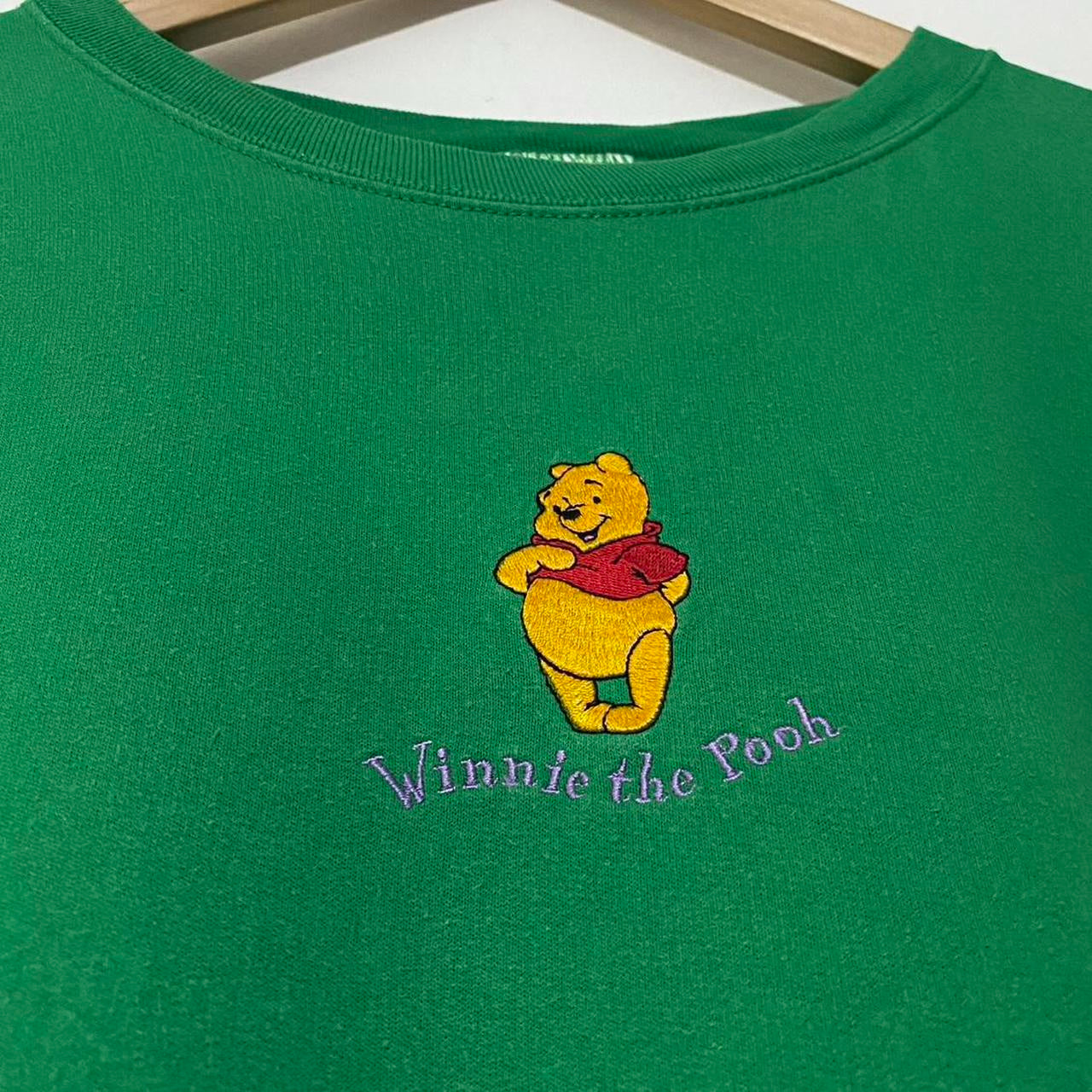 Vintage Winnie the Pooh 90s Sweatshirt (L)