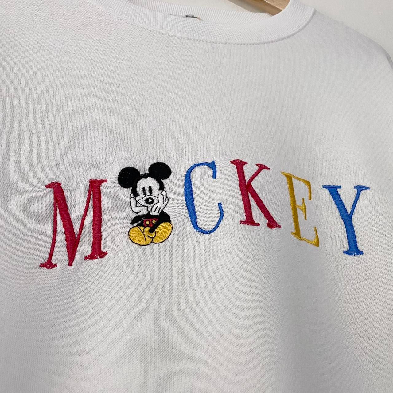 Vintage Mickey Embroidered 90s Sweatshirt (L)