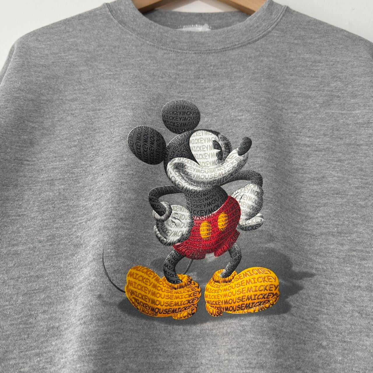 Vintage Mickey Disney Store 00s Sweatshirt (M)