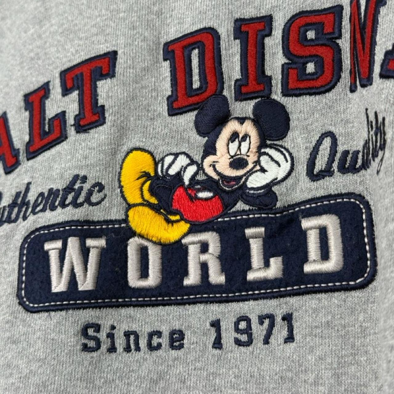 Vintage 00s Walt Disney World Embroidered Long Sleeve (XL)