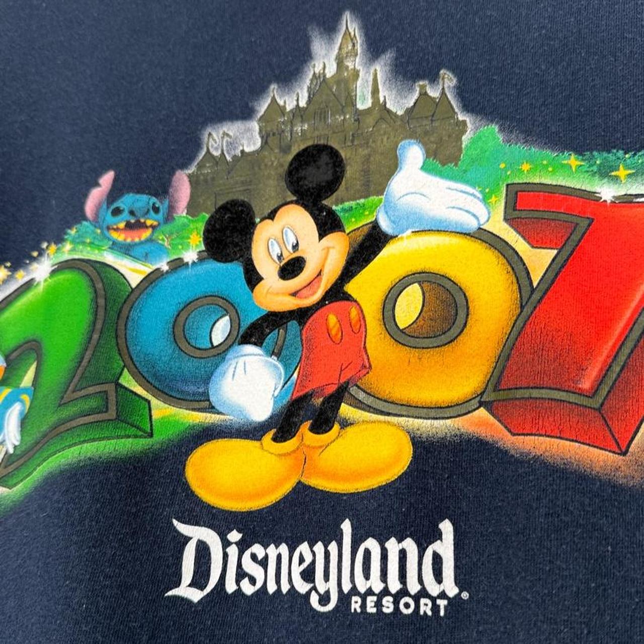 Disneyland Resort 2007 Navy Blue T Shirt ( XL)