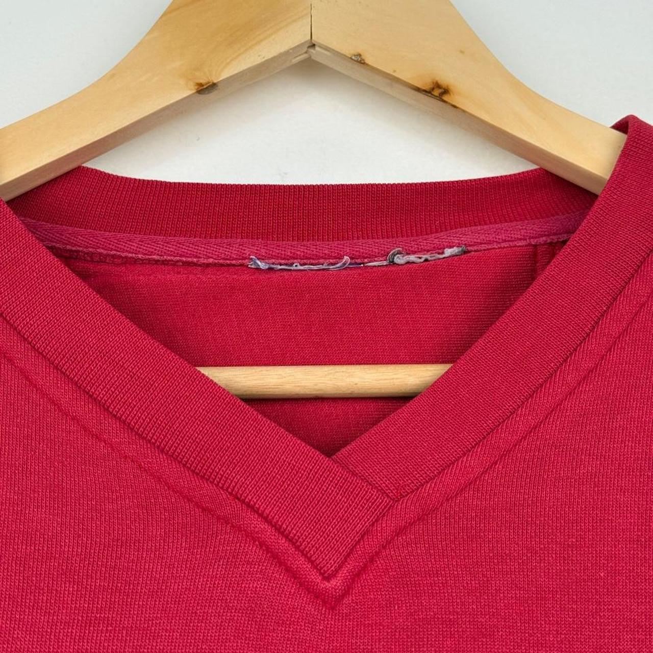 Vintage 90s Tigger Embroidered Red V Neck Sweatshirt (L)