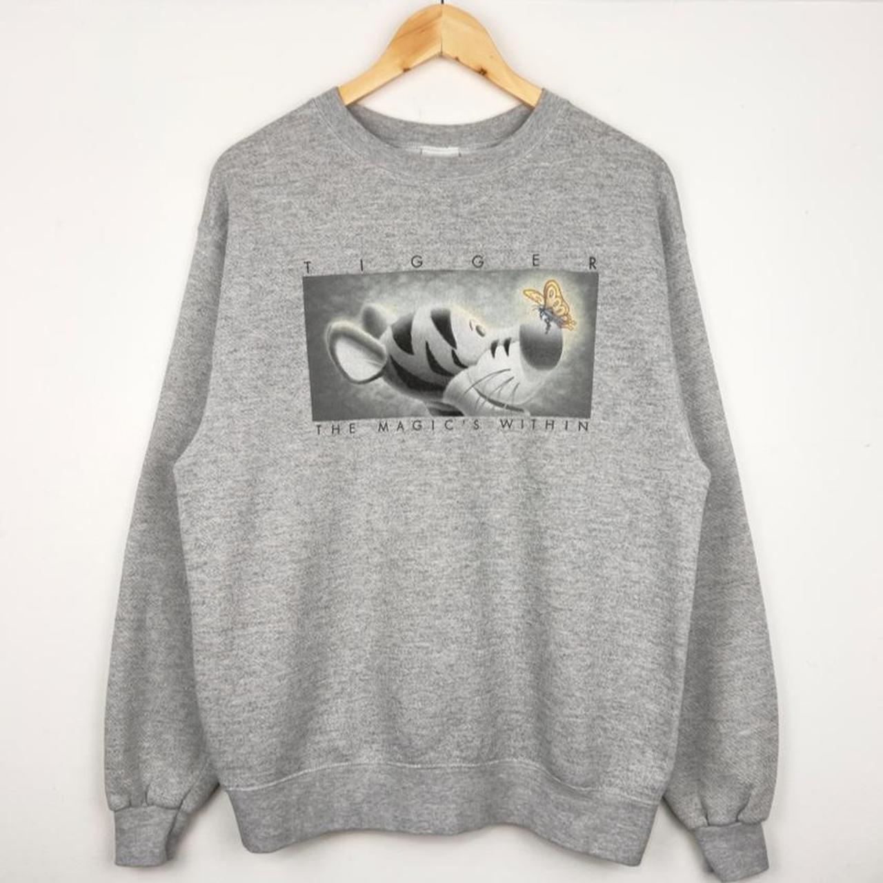 Vintage 00s Tigger Magic Within Disney Store 00s Grey Sweatshirt (M)