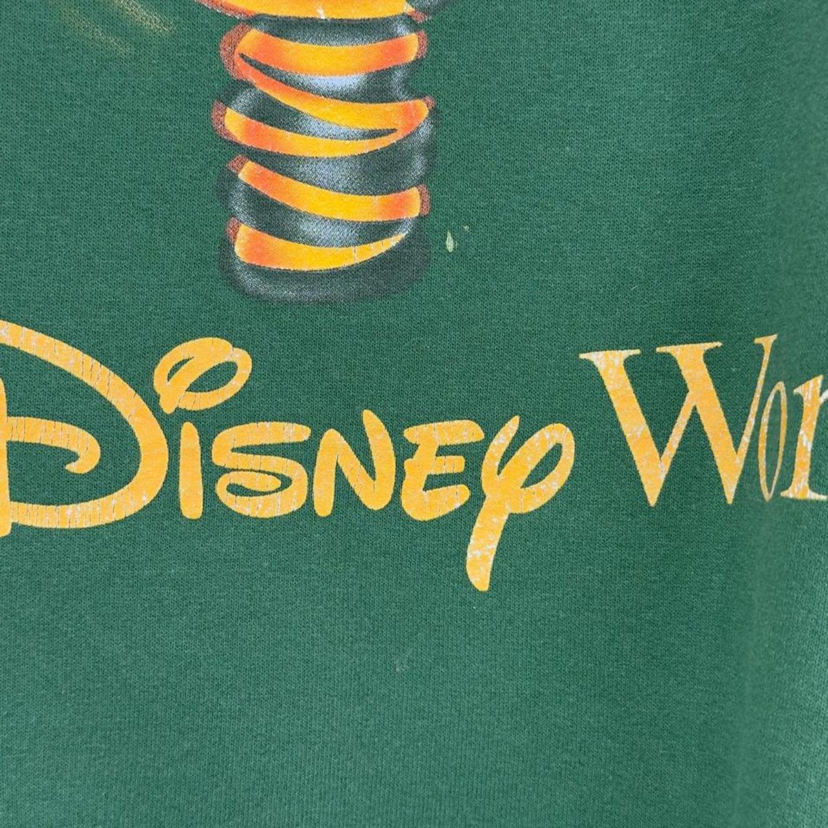 Vintage 00s Tigger Walt Disney World Green Sweatshirt (M)